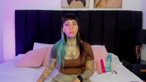 Izzy moon online show from June 13, 11:19 am