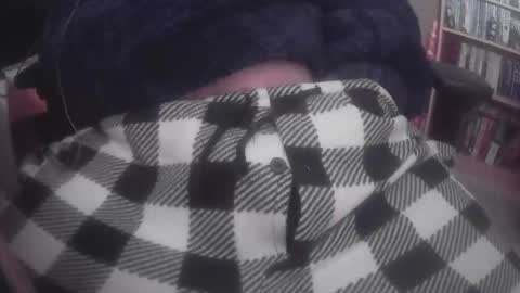 Snapshot of j0lteon_ chatting on February 15, 2:58 am Stuart online show from February 15, 2:58 am