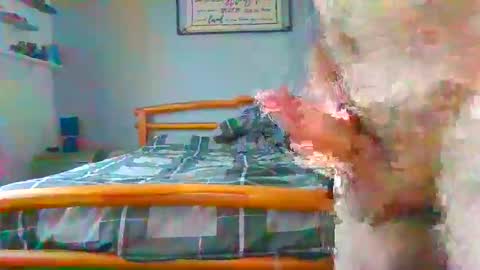 Snapshot of j10021 chatting on January 2, 9:22 am j10021 online show from January 2, 9:22 am