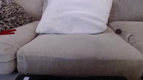 James online show from April 22, 6:42 pm