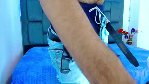 John Smith online show from February 14, 9:33 pm