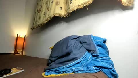 jaacksn online show from April 16, 3:18 am