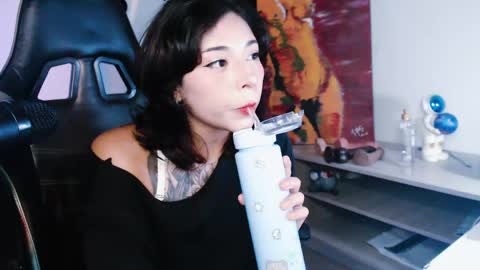 jade 18  online show from April 23, 1:29 am