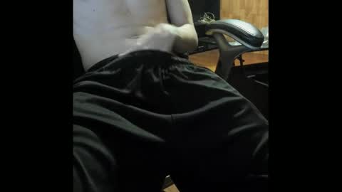 Snapshot of jaay1223 chatting on October 3, 1:57 am jaay1223 online show from October 3, 1:57 am