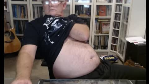 Snapshot of jacal711 chatting on April 7, 11:43 am jacal711 online show from April 7, 11:43 am