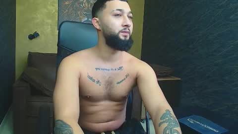 Snapshot of jacezachary chatting on March 2, 12:32 pm JaceZachary online show from March 2, 12:32 pm