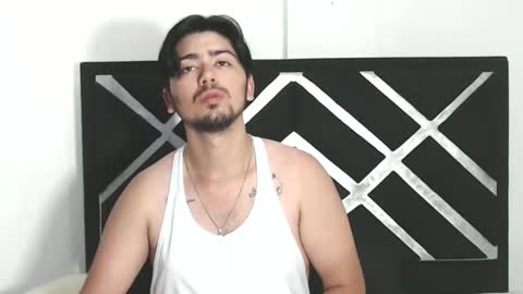 Snapshot of jack03xx_ chatting on May 1, 7:51 pm Jack online show from May 1, 7:51 pm