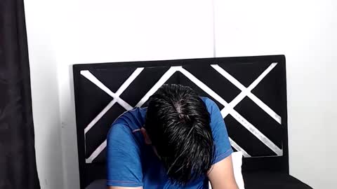 Snapshot of jack03xx_ chatting on May 12, 12:24 pm Jack online show from May 12, 12:24 pm