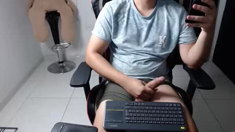 Snapshot of jack_boy_cum chatting on October 15, 11:27 pm Jack online show from October 15, 11:27 pm