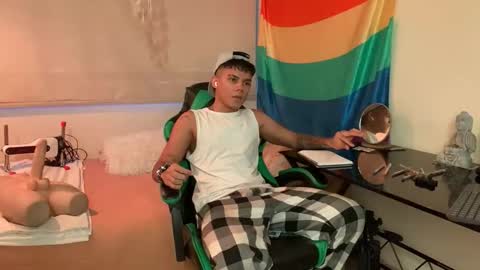 JACK CASTELL online show from February 9, 11:20 pm