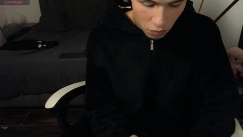 Snapshot of jack_dairo chatting on June 19, 9:29 pm jack_dairo online show from June 19, 9:29 pm