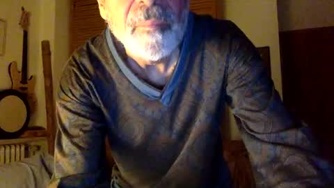 Snapshot of jack_fountain chatting on January 11, 1:21 am Jack online show from January 11, 1:21 am