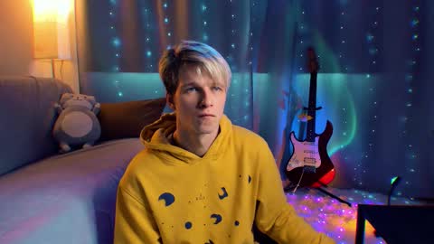 brestonsweet online show from March 17, 8:28 am