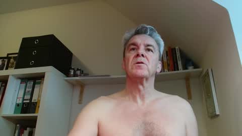 Snapshot of jackblack650 chatting on February 2, 11:42 am jackblack650 online show from February 2, 11:42 am