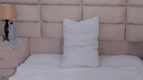 Snapshot of jackblanco_ chatting on March 2, 4:25 am Jack White online show from March 2, 4:25 am