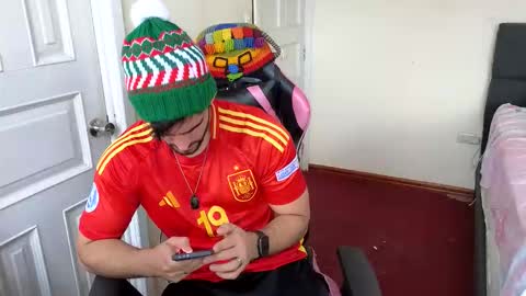 Jack online show from December 18, 6:03 pm