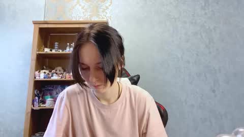 Alice online show from November 26, 6:14 am