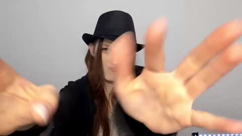 Lisa online show from January 19, 11:03 am