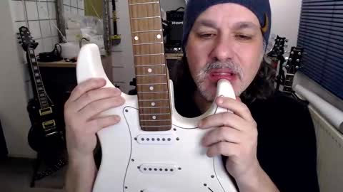 Jack independent model  online show from March 31, 10:32 pm