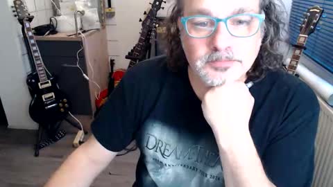 Jack independent model  online show from April 2, 6:16 pm