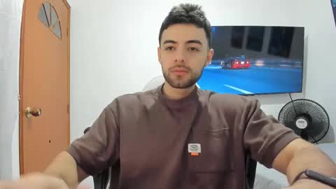 Snapshot of jackpit77 chatting on February 4, 11:49 am jackpit77 online show from February 4, 11:49 am