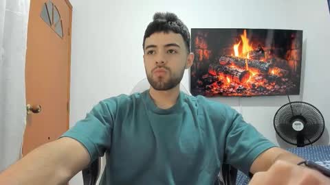 Snapshot of jackpit77 chatting on February 15, 8:13 am jackpit77 online show from February 15, 8:13 am