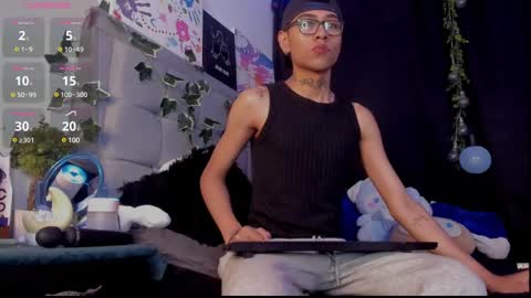 Snapshot of jacks_hotter chatting on January 26, 7:42 am Jackson online show from January 26, 7:42 am