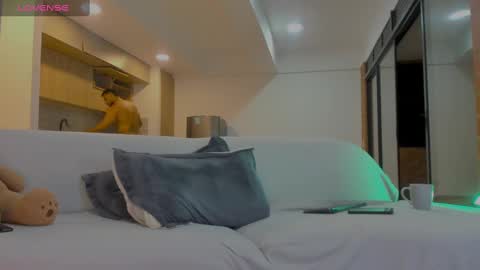 Jackson Wayne online show from October 4, 1:36 am