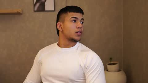 Jackson Bell online show from April 7, 1:33 pm