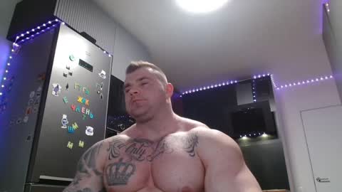 Snapshot of jackyhuge chatting on April 18, 9:04 pm Jacky online show from April 18, 9:04 pm