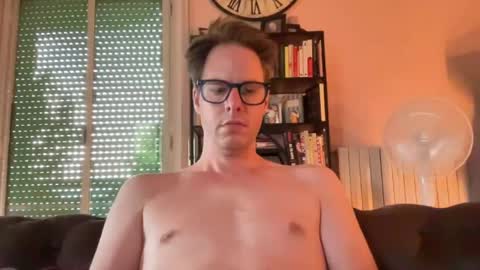 jackyxe online show from July 17, 5:47 am