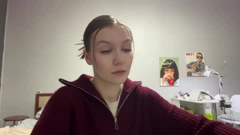 Lillian online show from April 8, 4:29 pm