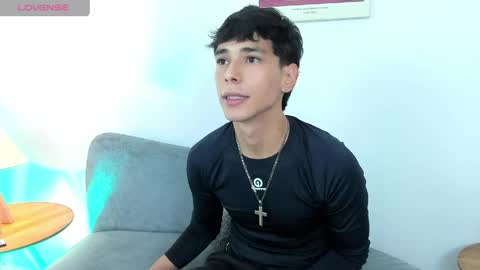 Snapshot of jacob_colliins chatting on May 24, 3:22 am jacob_colliins online show from May 24, 3:22 am