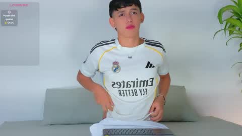 Snapshot of jacob_cullen_ chatting on June 1, 1:13 pm JACOB online show from June 1, 1:13 pm
