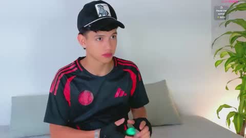 Snapshot of jacob_cullen_ chatting on June 16, 1:25 pm JACOB online show from June 16, 1:25 pm