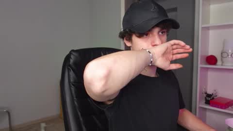 JACOB DEVON online show from March 6, 6:15 pm