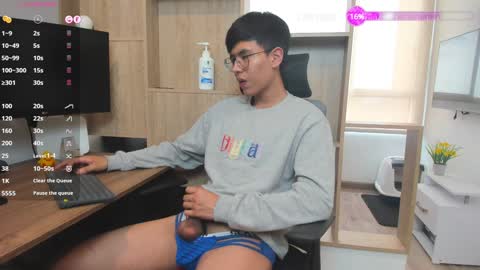 Snapshot of jacob_evans03 chatting on January 11, 8:10 pm Jacob Evans online show from January 11, 8:10 pm