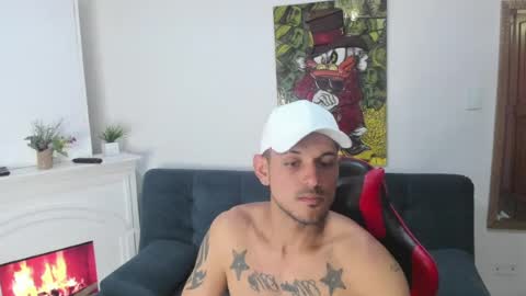 Snapshot of jacob_stonne chatting on July 6, 3:25 pm jacob_stonne online show from July 6, 3:25 pm
