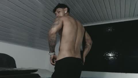 Michael Caicedo online show from March 21, 5:56 am