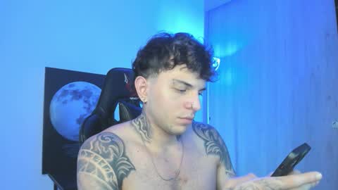 jacobb116 online show from November 6, 1:17 am