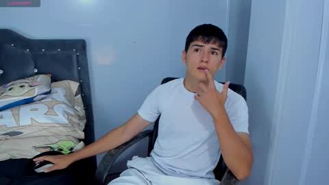 Jacob Lee online show from December 2, 8:48 pm