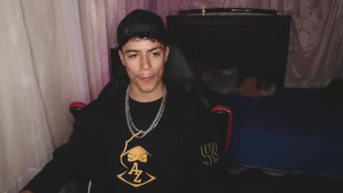 Jacobbakerr online show from January 19, 3:32 am