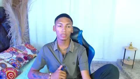 Snapshot of jacobcum18 chatting on May 20, 2:12 pm jacobcum18 online show from May 20, 2:12 pm