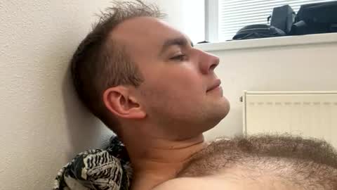 Snapshot of jacobhairyvip chatting on June 1, 11:01 am jacobhairyvip online show from June 1, 11:01 am