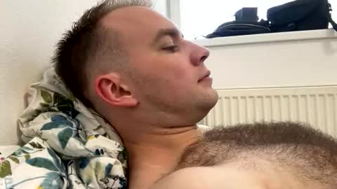 Snapshot of jacobhairyvip chatting on June 10, 2:27 pm jacobhairyvip online show from June 10, 2:27 pm
