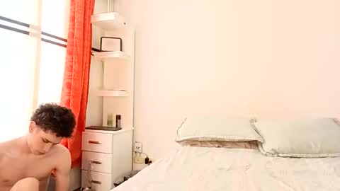 Snapshot of jacobmurphy2103 chatting on February 8, 7:28 pm JACOB ROBIN online show from February 8, 7:28 pm