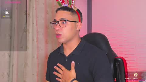 Snapshot of jacoboleeh1 chatting on December 6, 8:40 pm Jacobo Leeh online show from December 6, 8:40 pm
