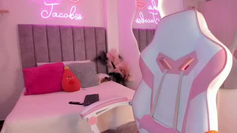 JACOBSS online show from September 30, 7:52 pm