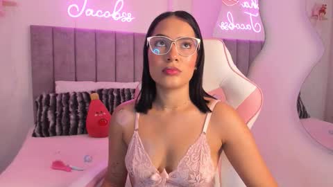 JACOBSS online show from November 12, 9:25 pm