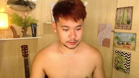 Snapshot of jacobxcarlo_moore chatting on November 22, 8:13 am JacobxCarlo online show from November 22, 8:13 am